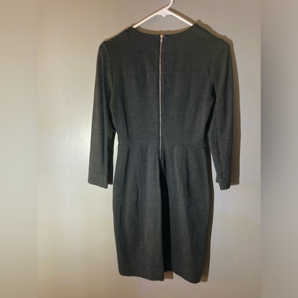 LIKE NEW! In Excellent Condition! J CREW Long Sleeve Dress - Picture 2 of 3